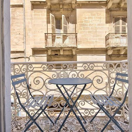 Central Valletta Two Bedroom Apartment Buitenkant foto
