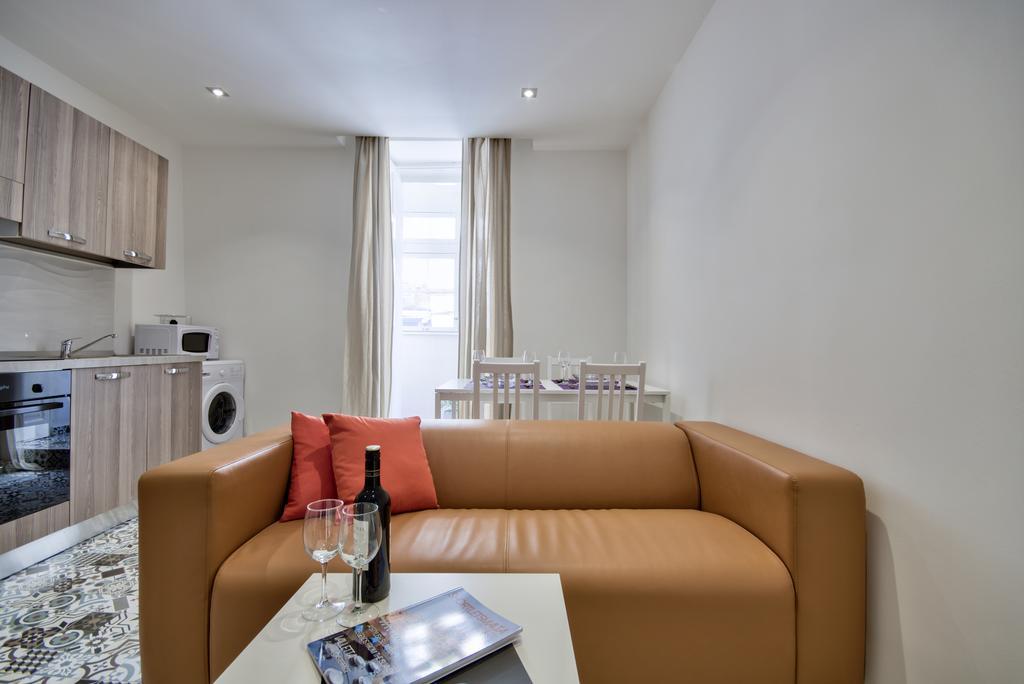 Central Valletta Two Bedroom Apartment Buitenkant foto