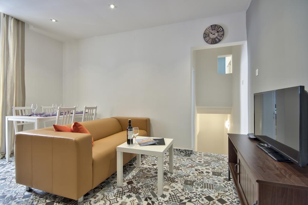 Central Valletta Two Bedroom Apartment Buitenkant foto