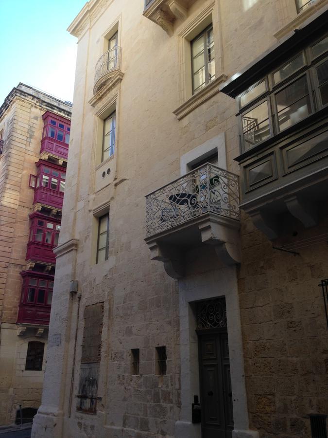 Central Valletta Two Bedroom Apartment Buitenkant foto